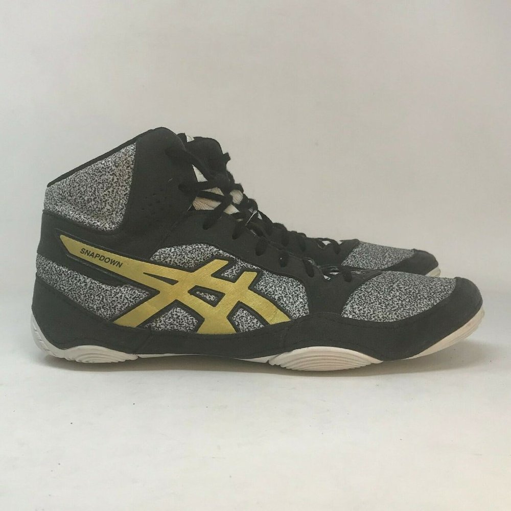 mens basketball shoes size 9.5